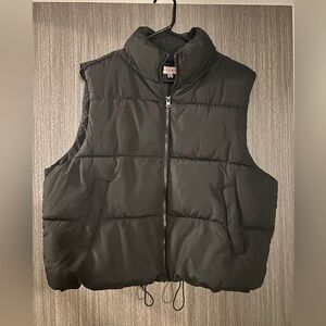 Crave Fame - Body Warmer in XL